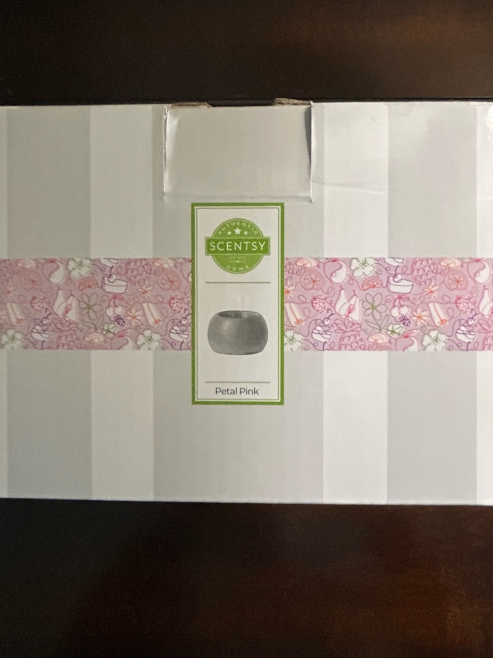 Scentsy Wax warmer in Petal Pink - Picture 5 of 8